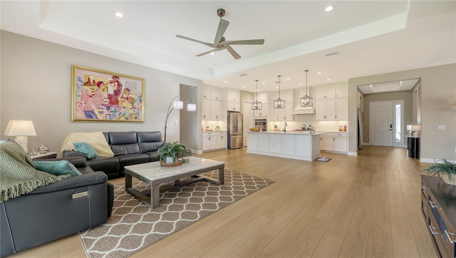 Image 6 of 47 For 12448 Meribel Street
