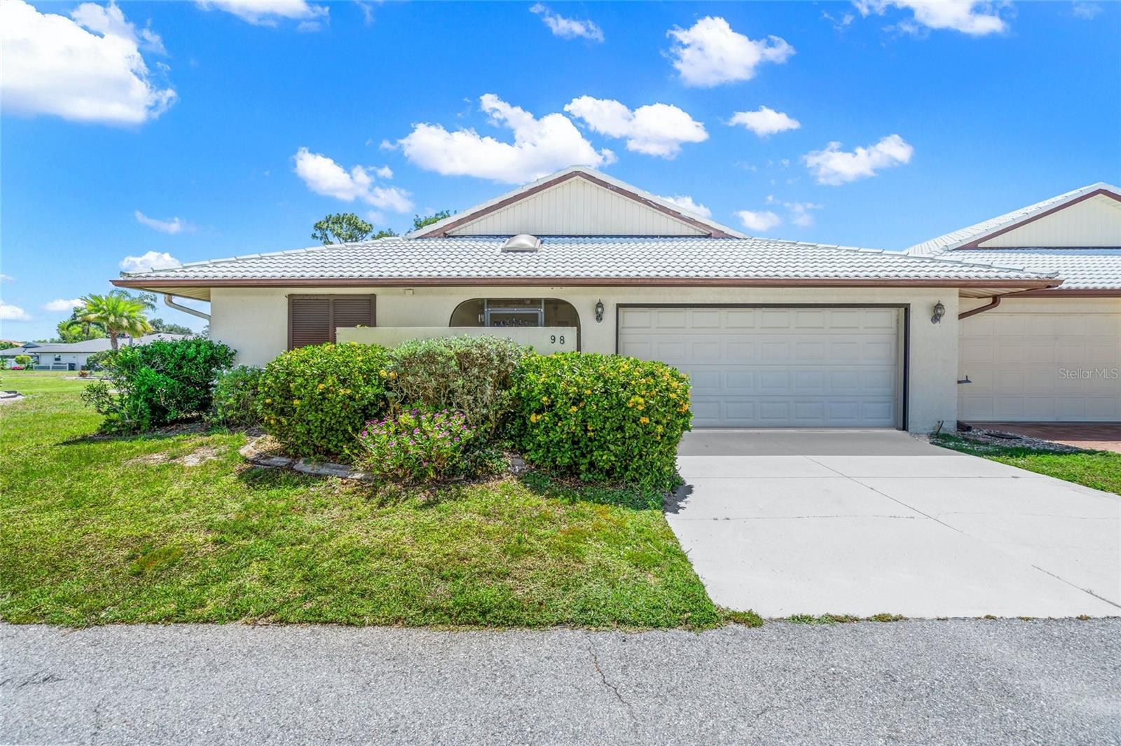 Image 2 of 49 For 98 Drifting Sands Drive