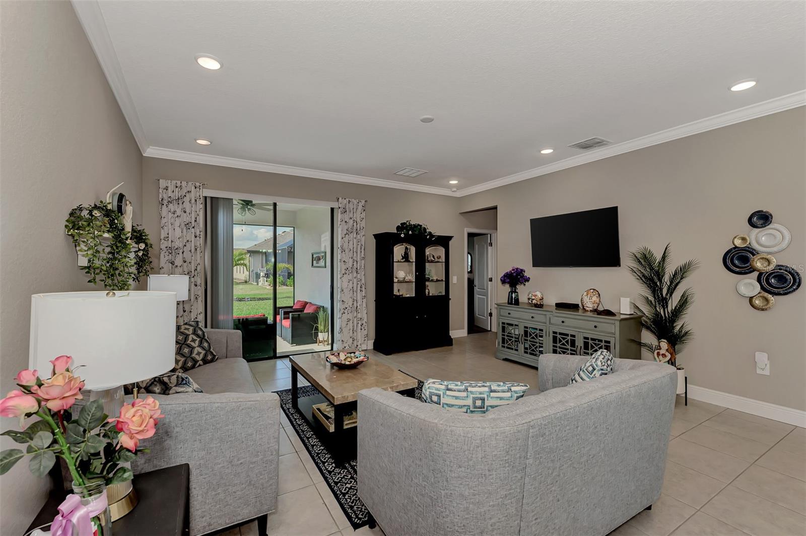 Image 18 of 46 For 15240 Mille Fiore Boulevard