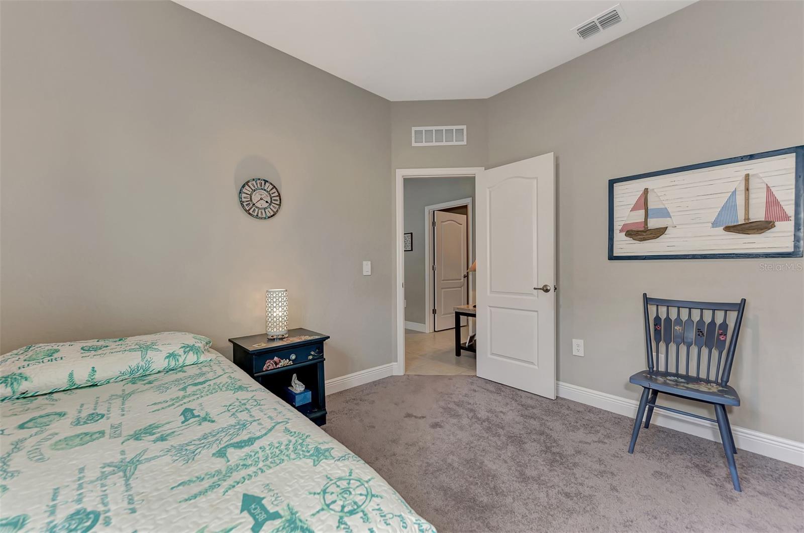 Image 33 of 46 For 15240 Mille Fiore Boulevard