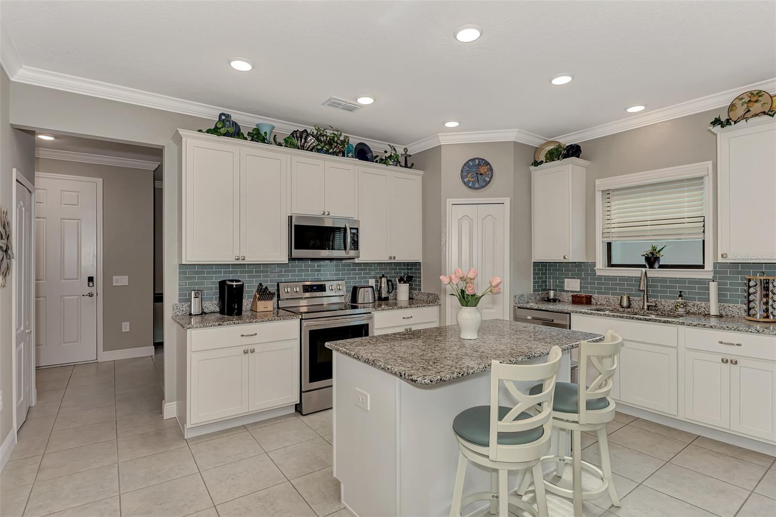Image 9 of 46 For 15240 Mille Fiore Boulevard