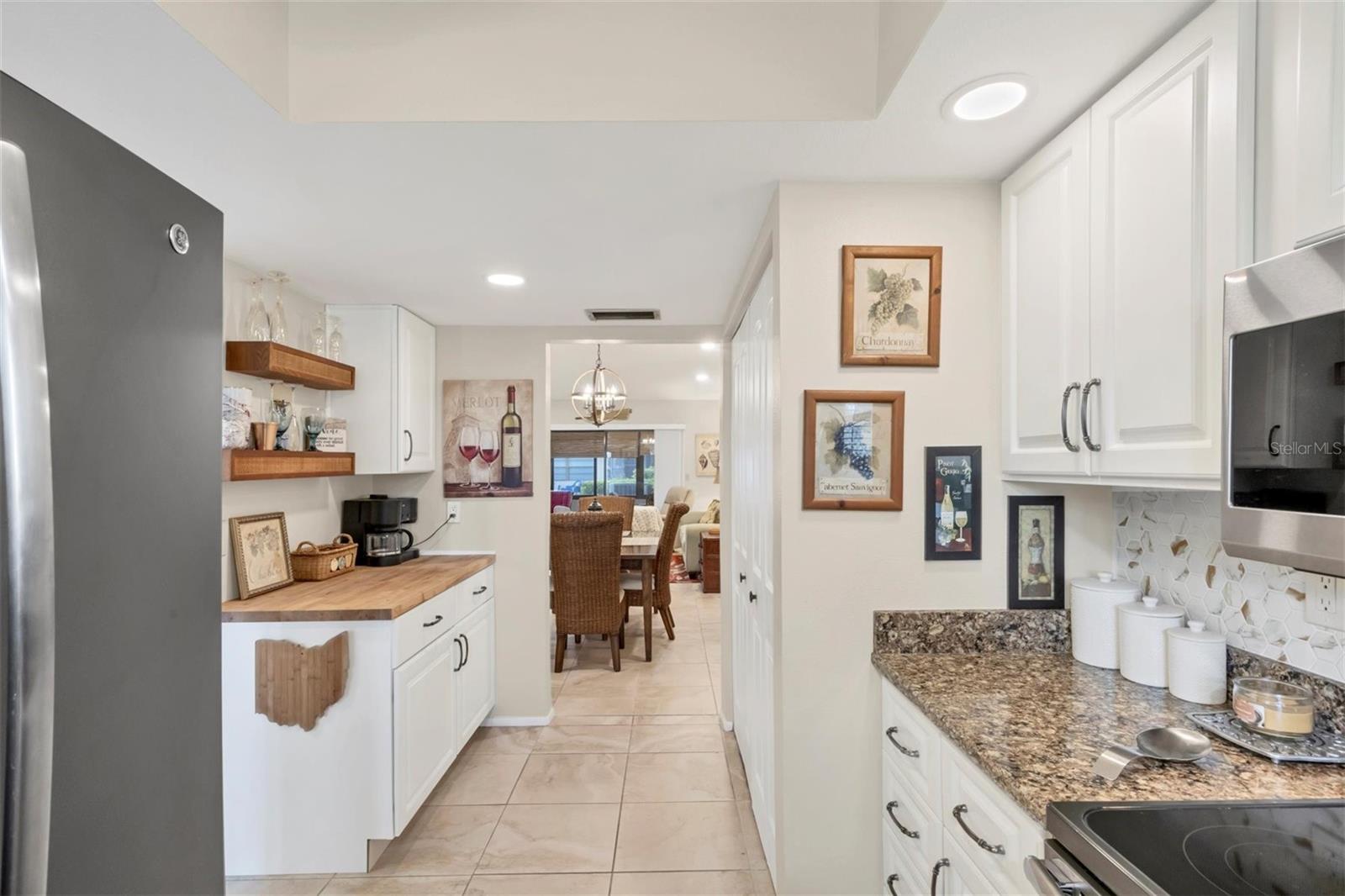 Image 17 of 47 For 1231 56th Street W 1231