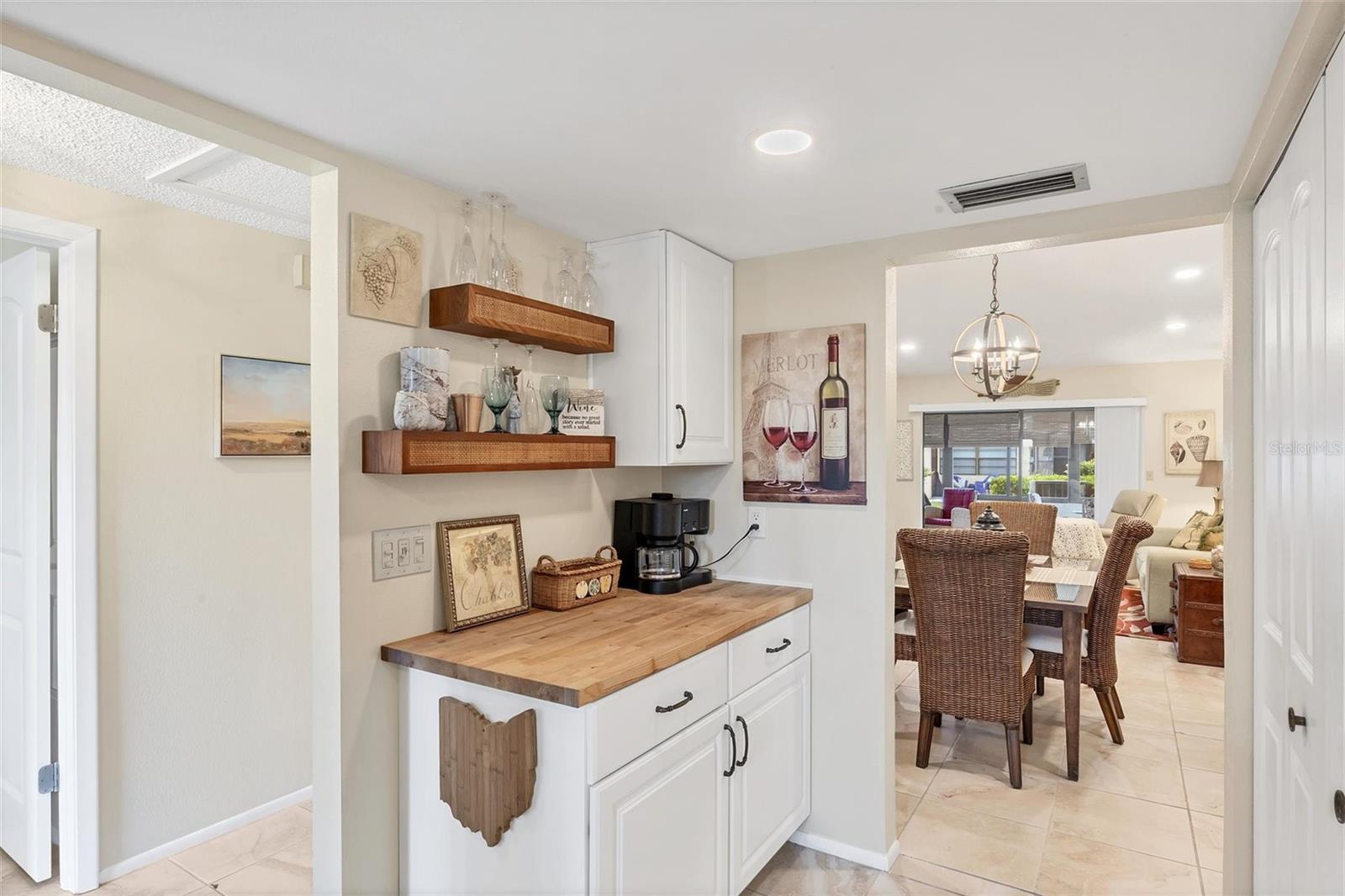 Image 18 of 47 For 1231 56th Street W 1231