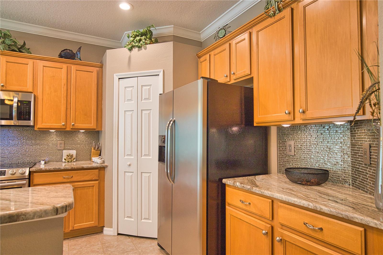 Image 23 of 75 For 5288 Layton Drive