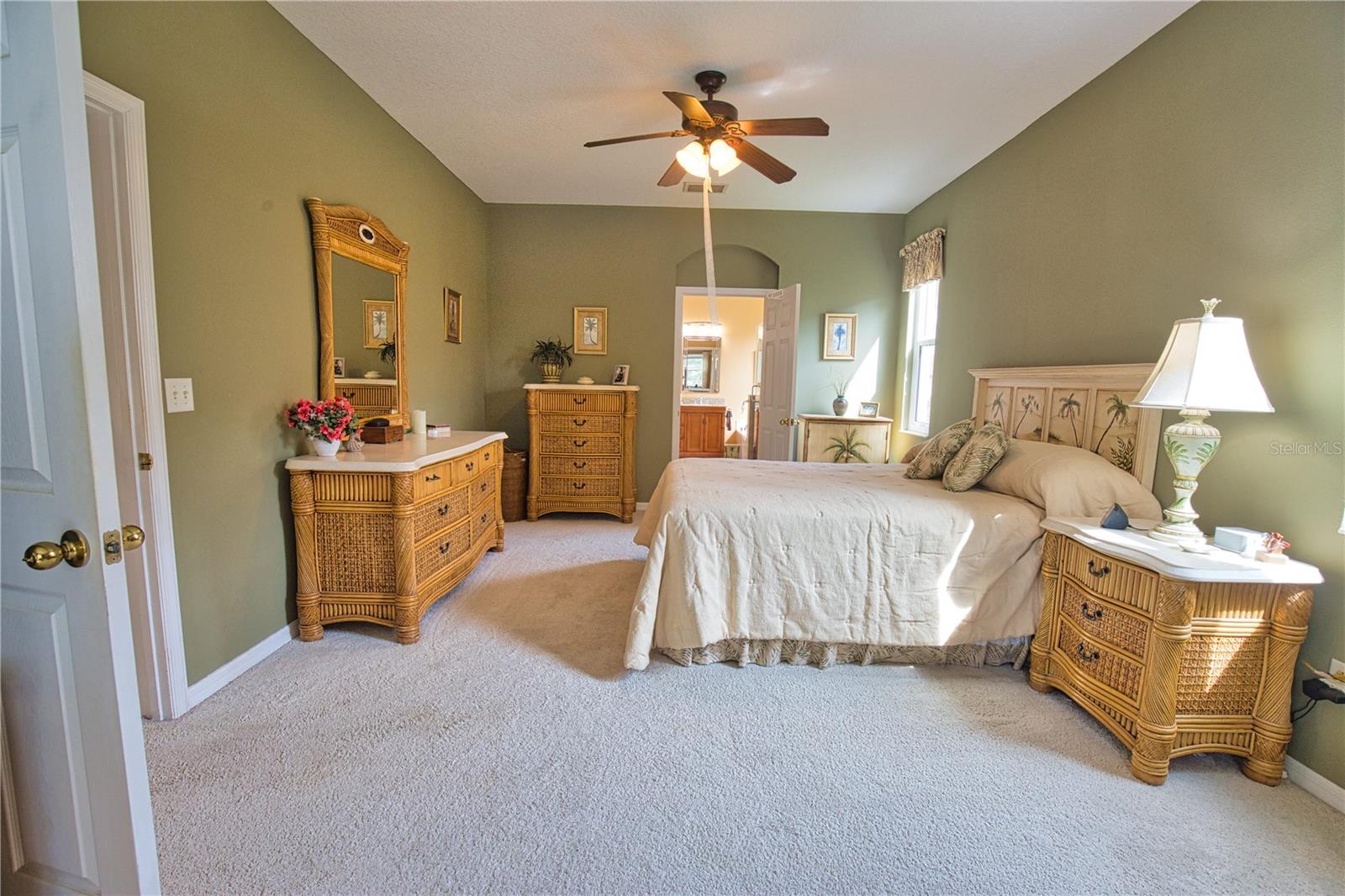 Image 36 of 75 For 5288 Layton Drive