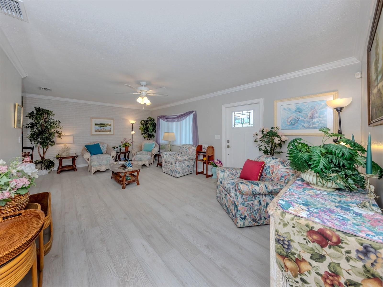 Image 4 of 56 For 1779 Valencia Drive