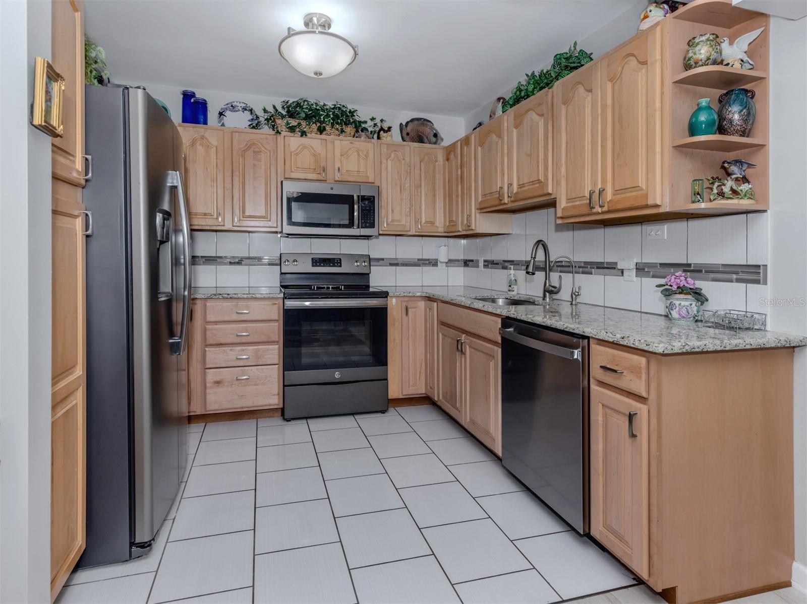 Image 6 of 56 For 1779 Valencia Drive
