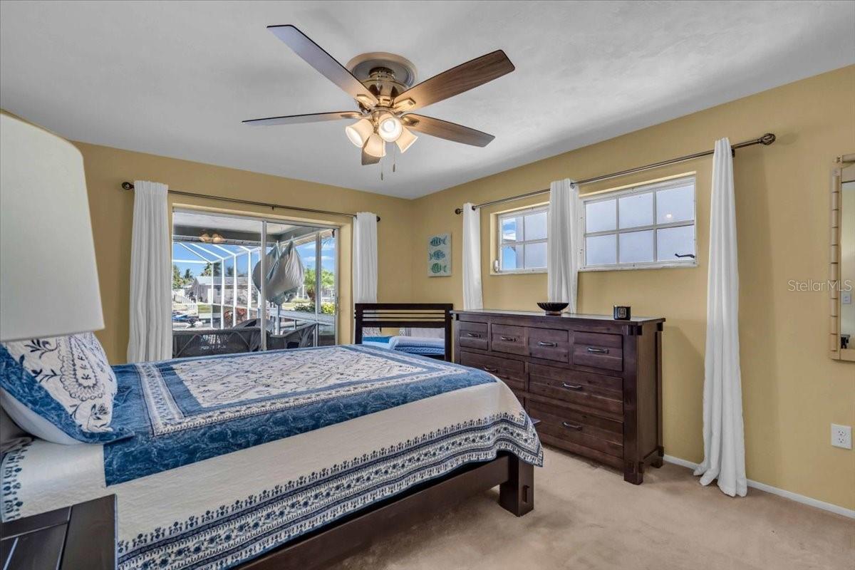 Image 16 of 50 For 3816 Royal Palm Drive