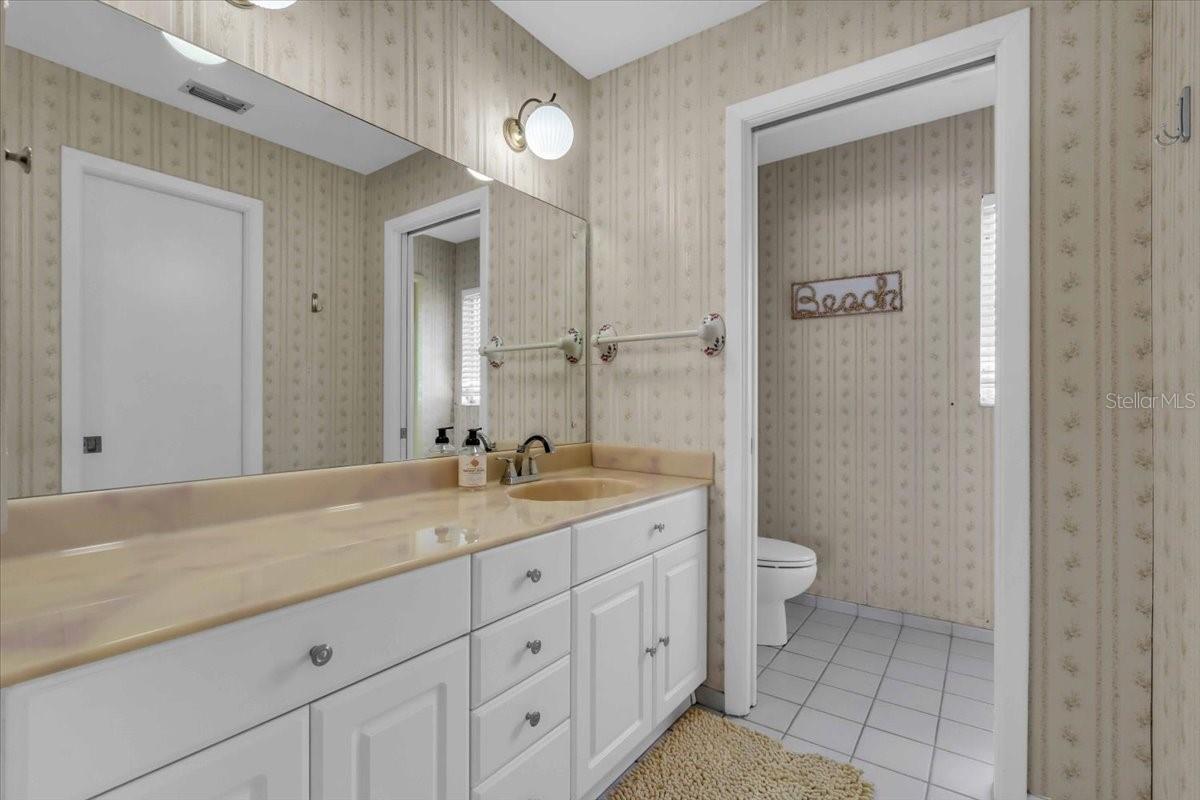 Image 19 of 50 For 3816 Royal Palm Drive