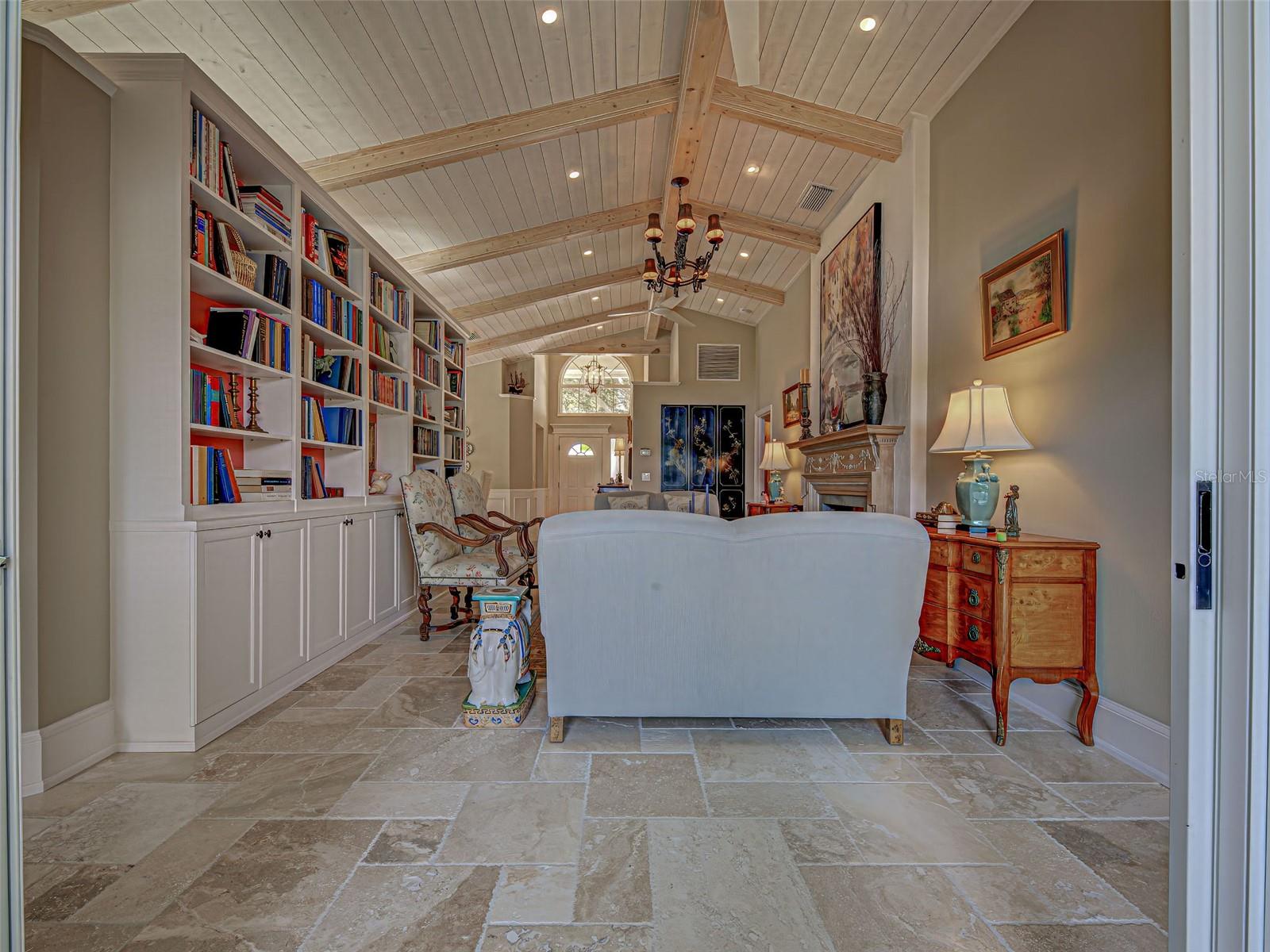 Image 16 of 76 For 1036 Harbor Town Drive