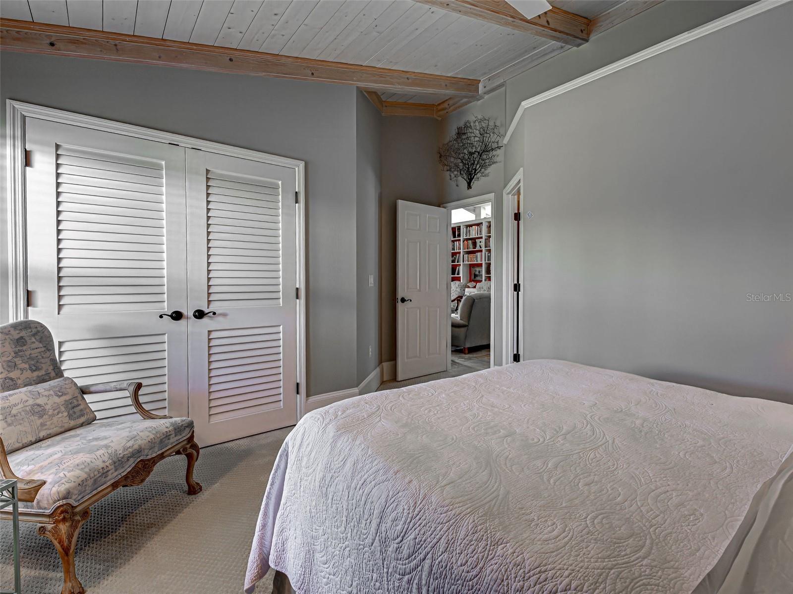 Image 37 of 76 For 1036 Harbor Town Drive