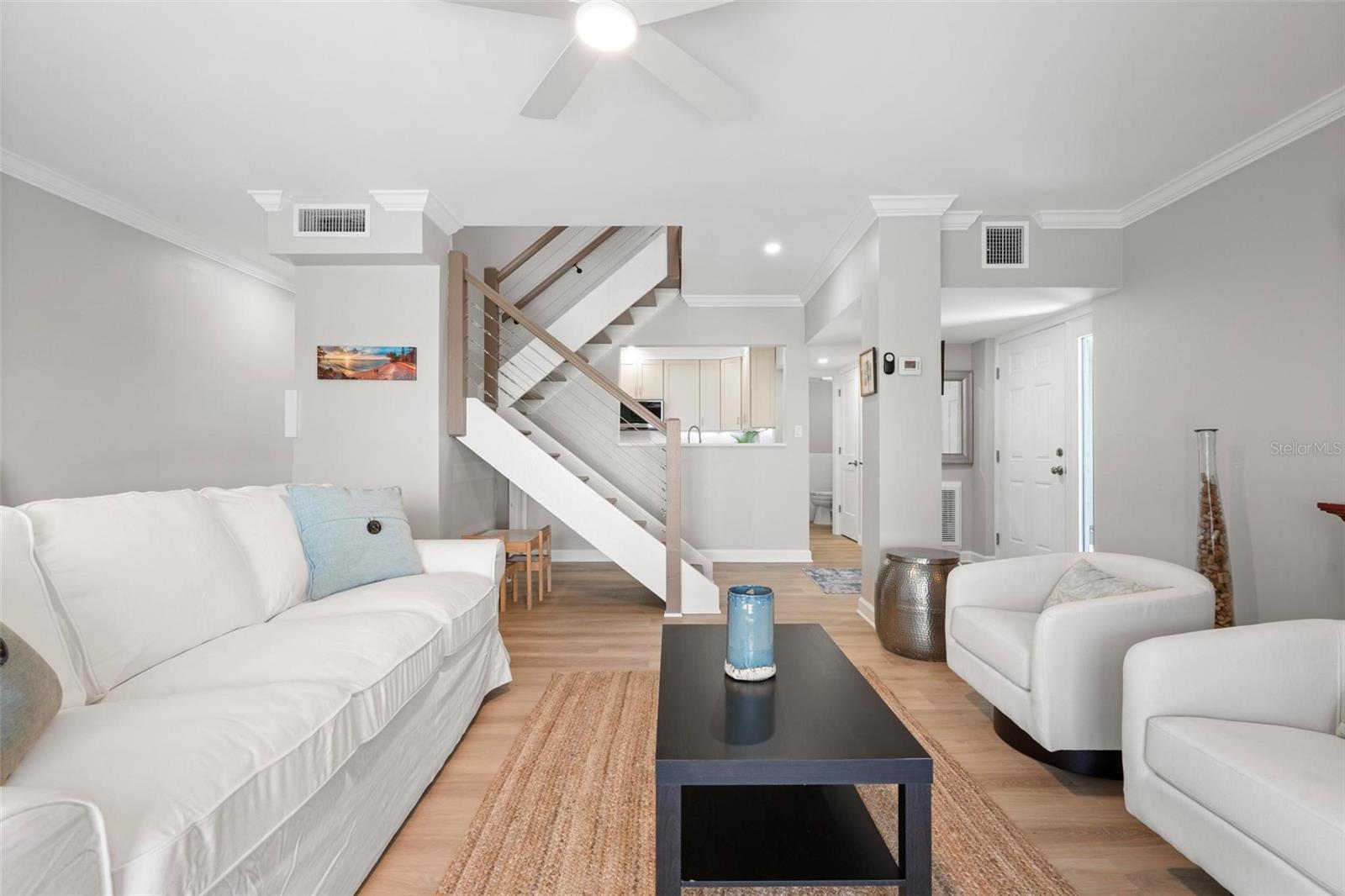 Image 10 of 47 For 6005 Beach Road 19