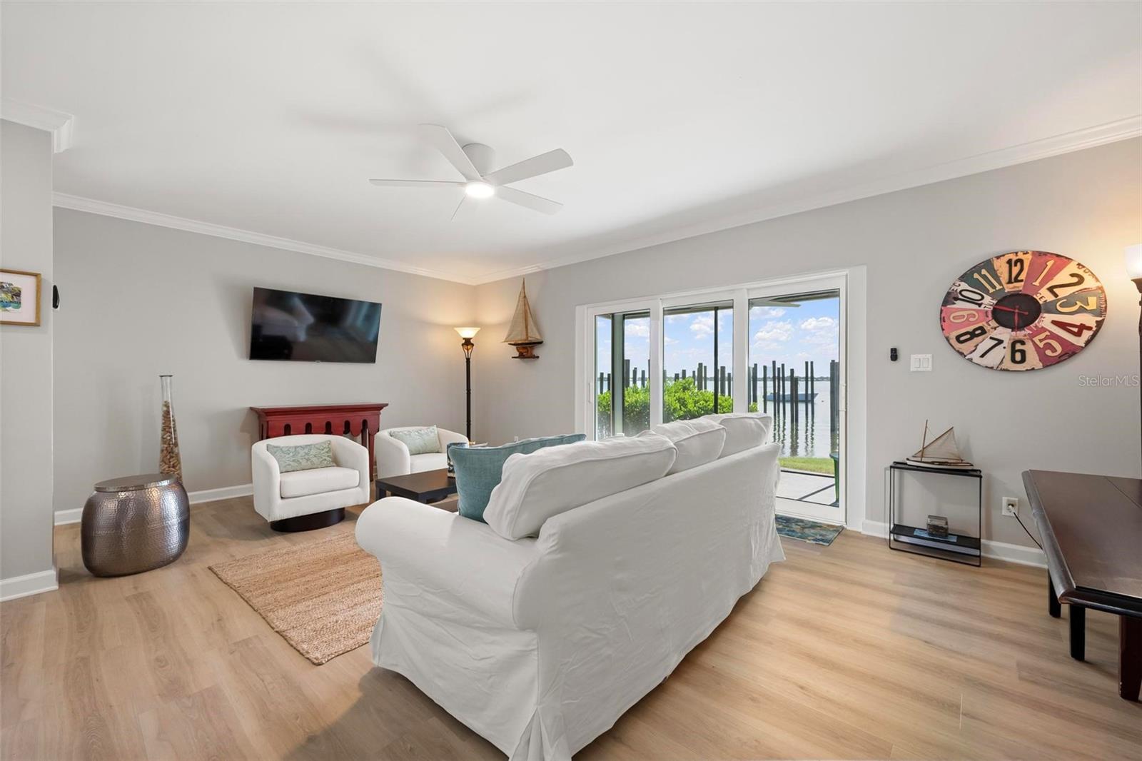 Image 13 of 47 For 6005 Beach Road 19