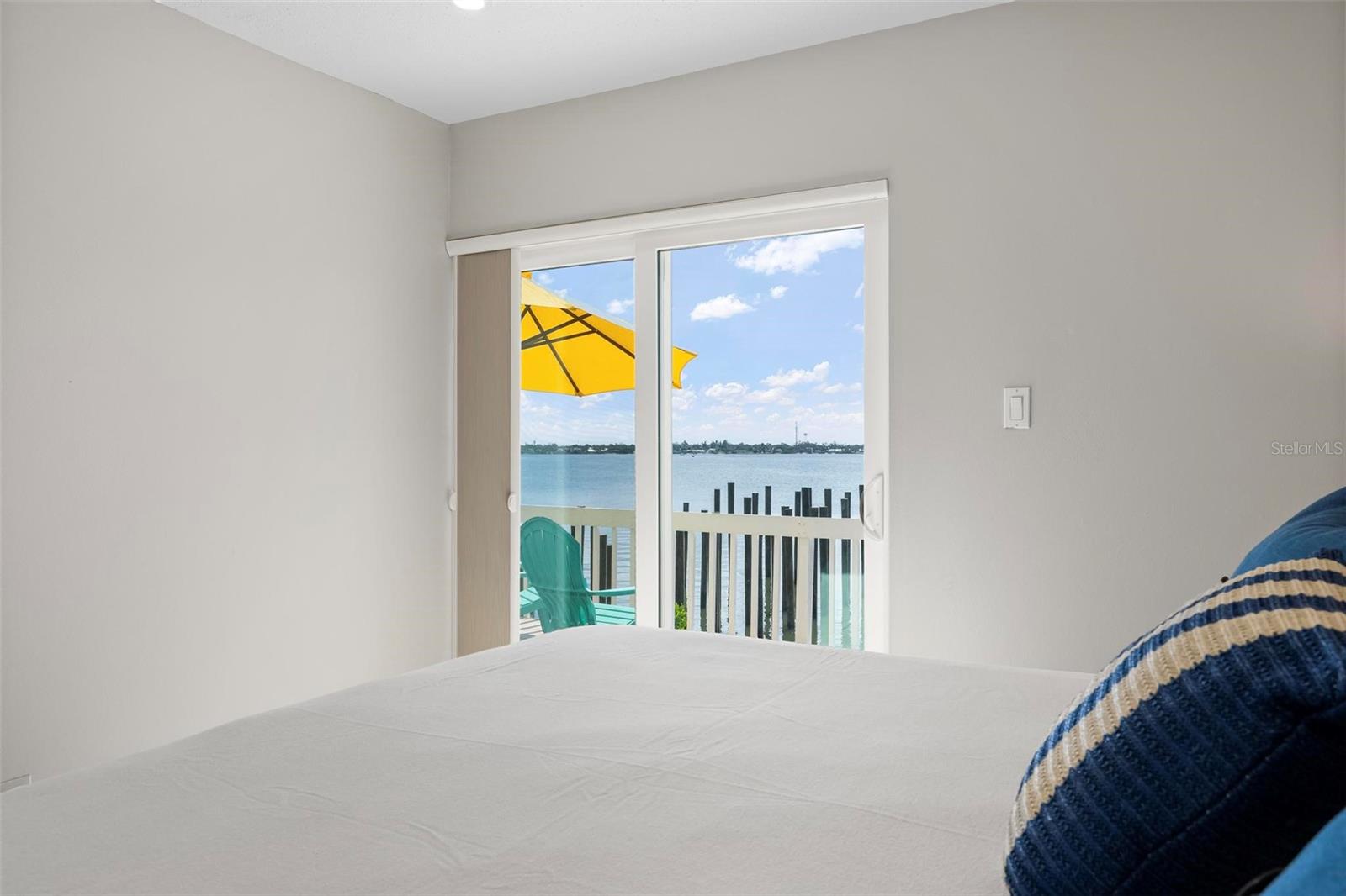 Image 26 of 47 For 6005 Beach Road 19
