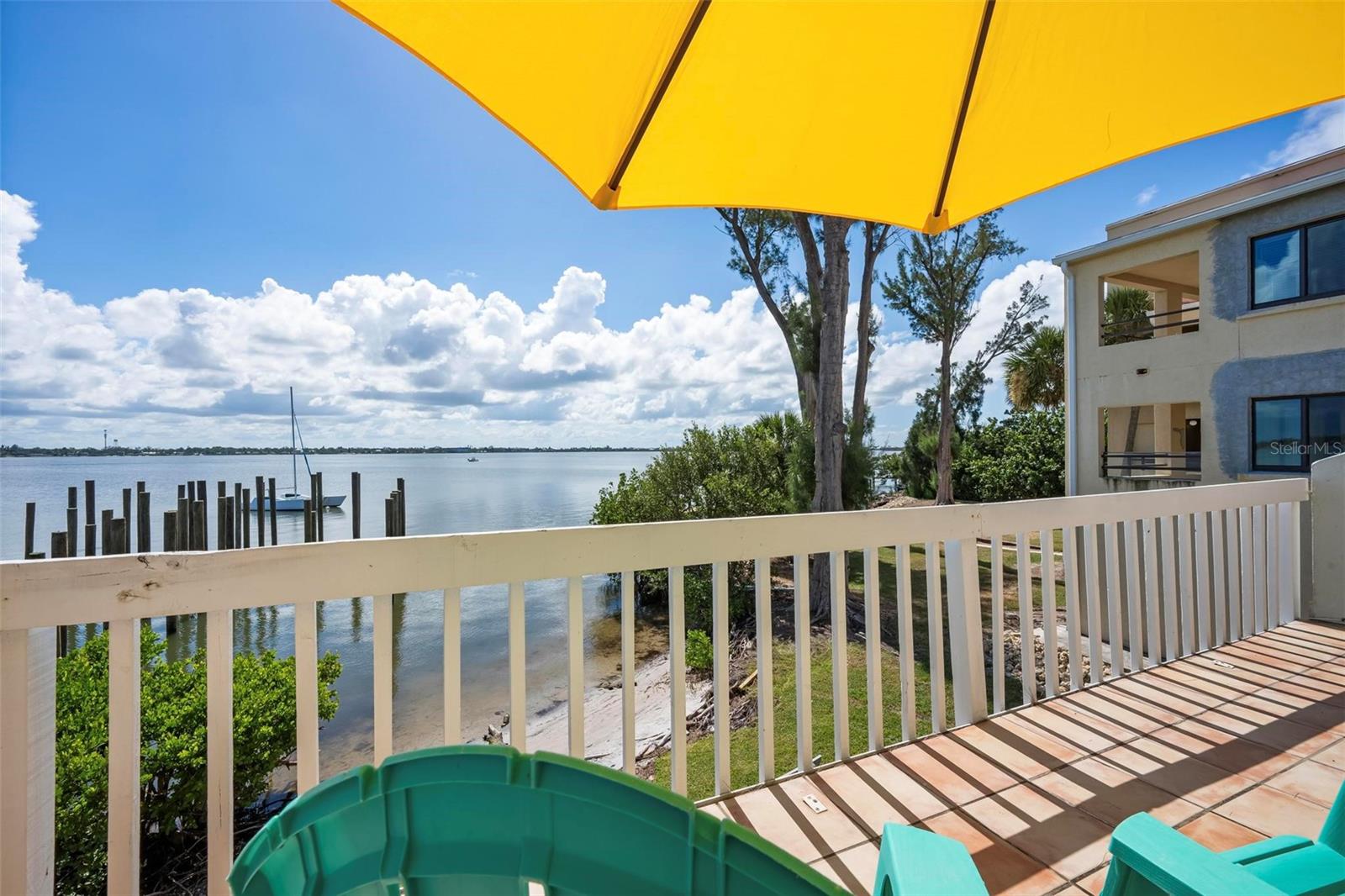 Image 33 of 47 For 6005 Beach Road 19