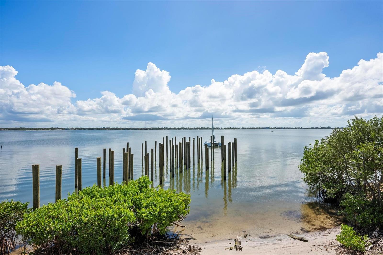 Image 34 of 47 For 6005 Beach Road 19