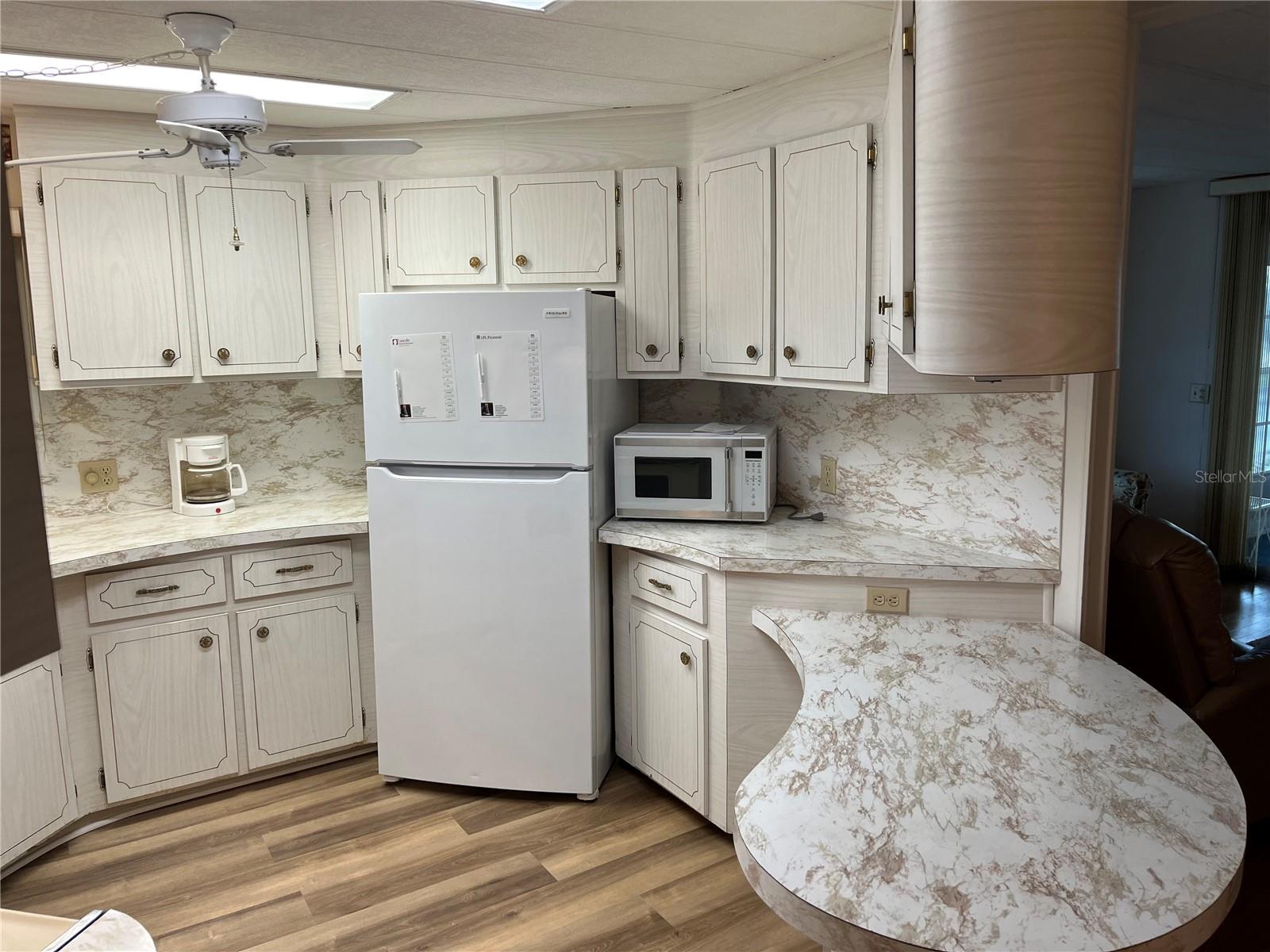 Image 22 of 44 For 806 Jolanda Circle