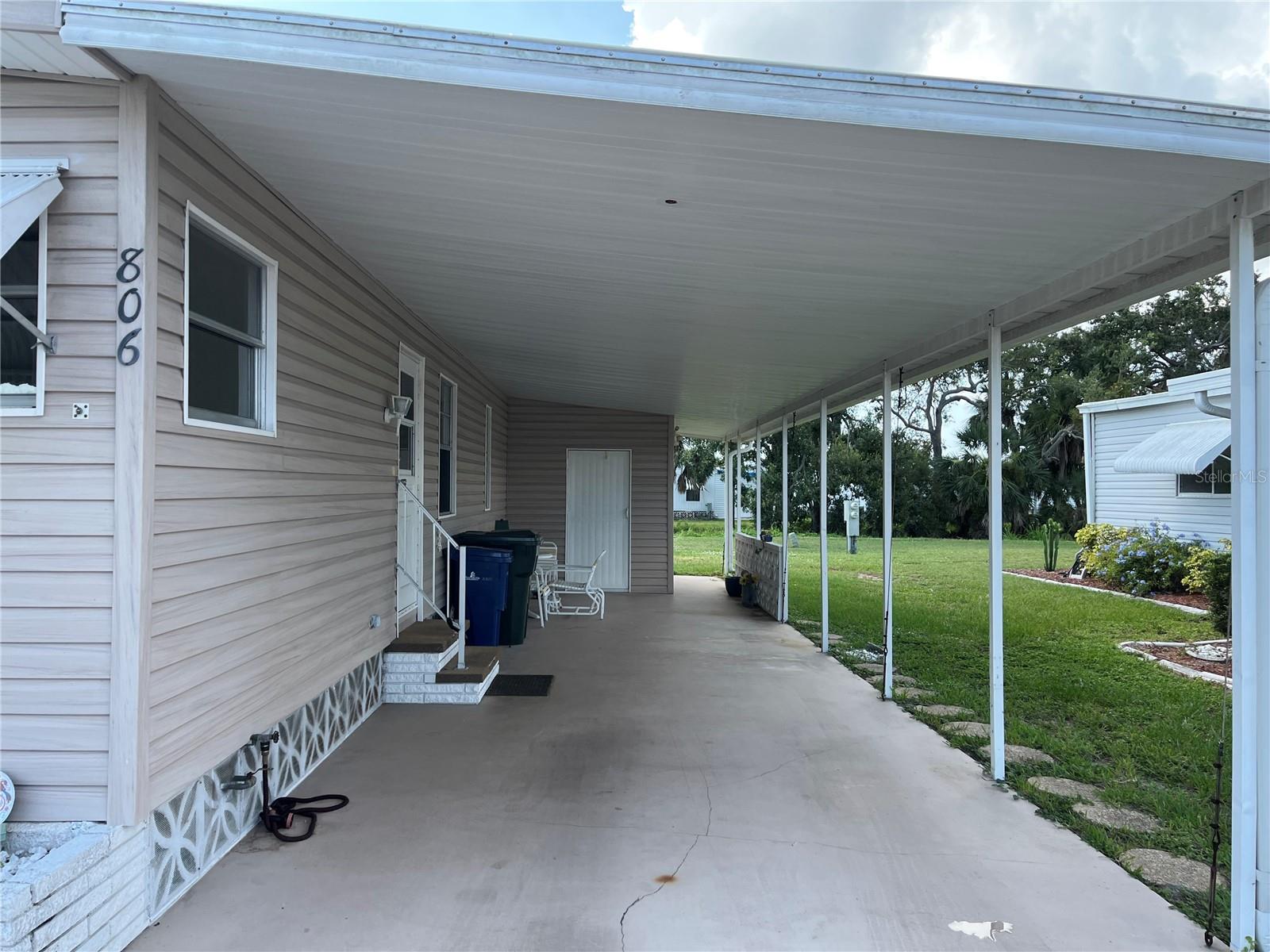 Image 7 of 44 For 806 Jolanda Circle