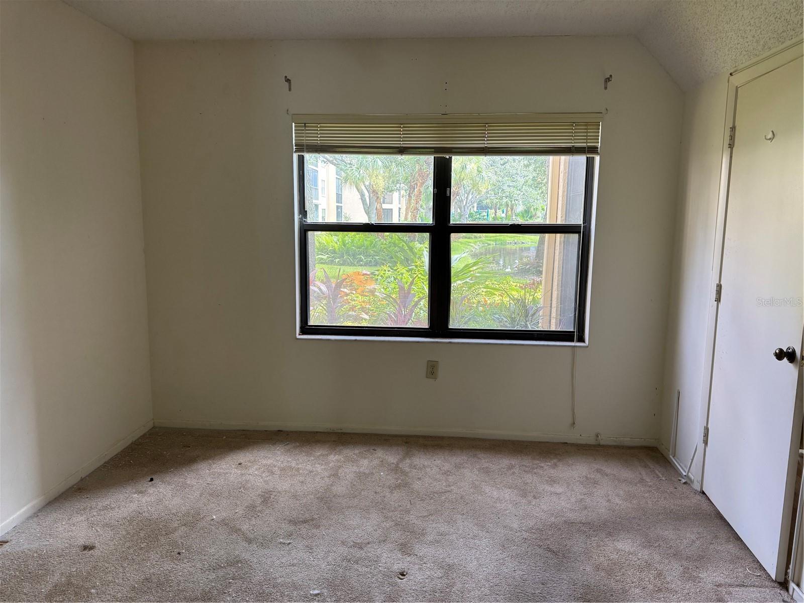 Image 7 of 13 For 625 30th Avenue W G110