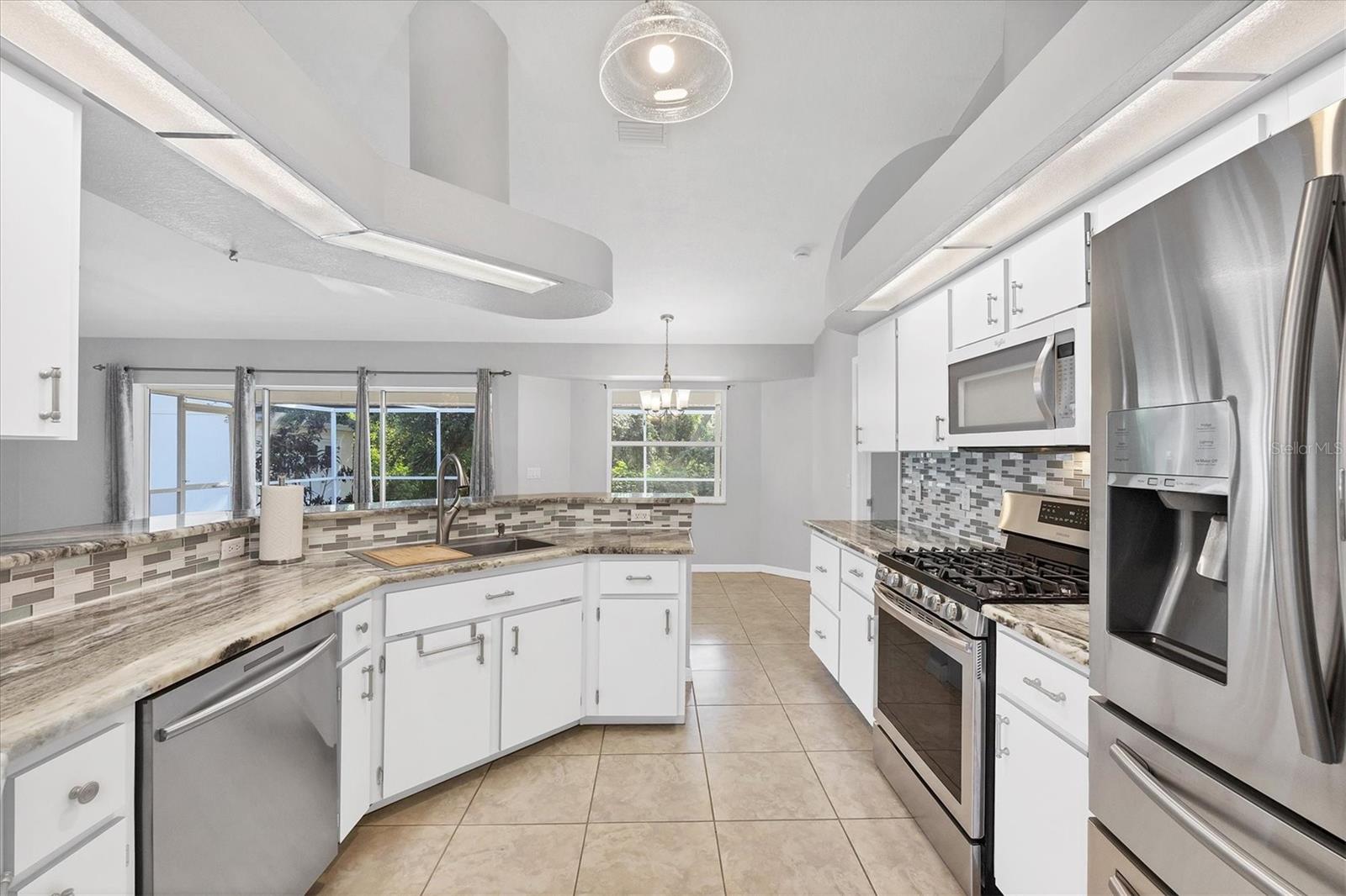Image 13 of 50 For 1550 Biscayne Drive