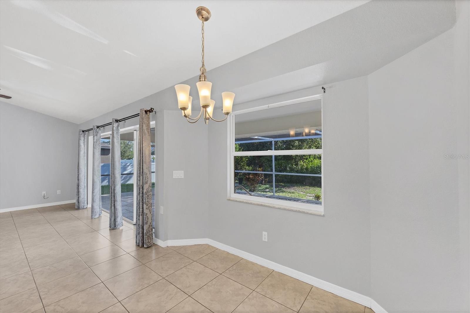 Image 14 of 50 For 1550 Biscayne Drive