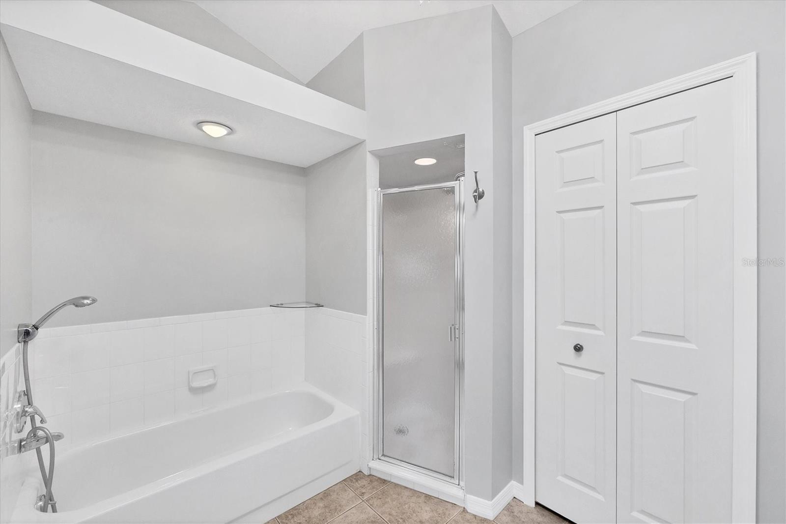Image 22 of 50 For 1550 Biscayne Drive