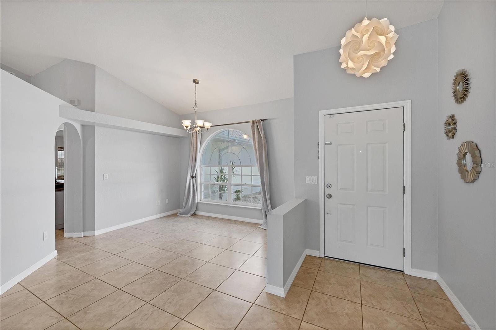 Image 7 of 50 For 1550 Biscayne Drive