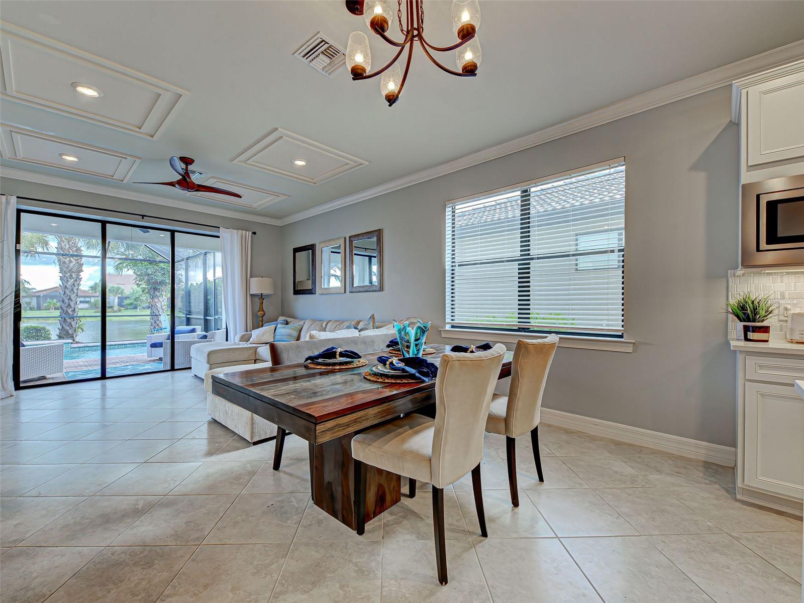 Image 15 of 99 For 13836 Campoleone Street