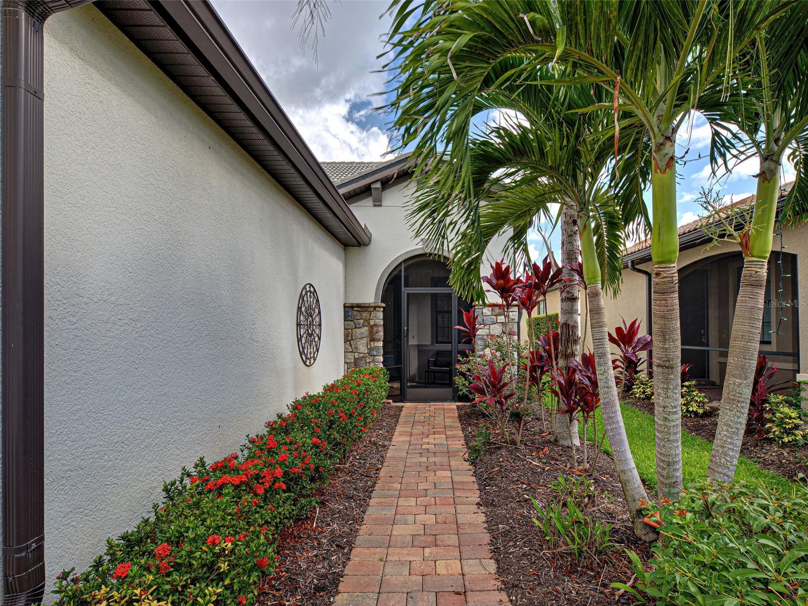 Image 4 of 99 For 13836 Campoleone Street