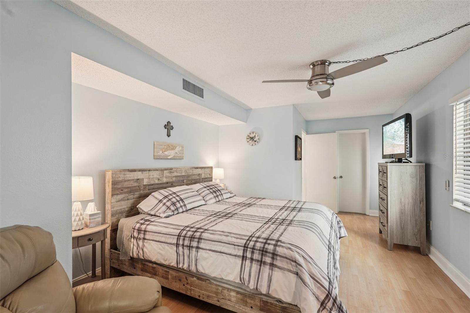Image 13 of 33 For 700 Golden Beach Boulevard 130