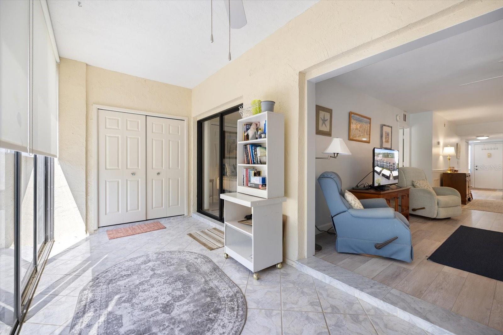 Image 14 of 35 For 832 Bird Bay Way 113