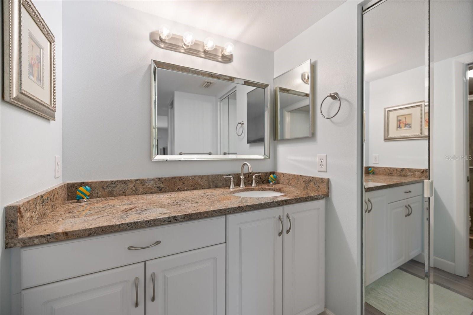 Image 18 of 35 For 832 Bird Bay Way 113