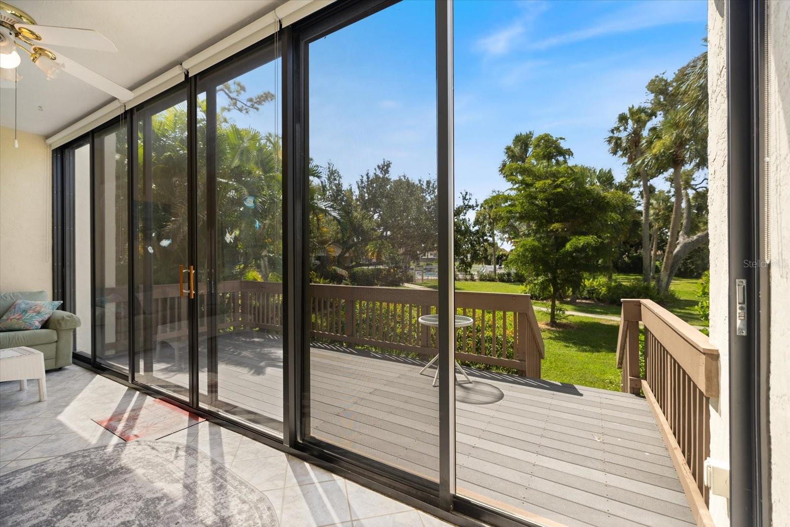 Image 23 of 35 For 832 Bird Bay Way 113