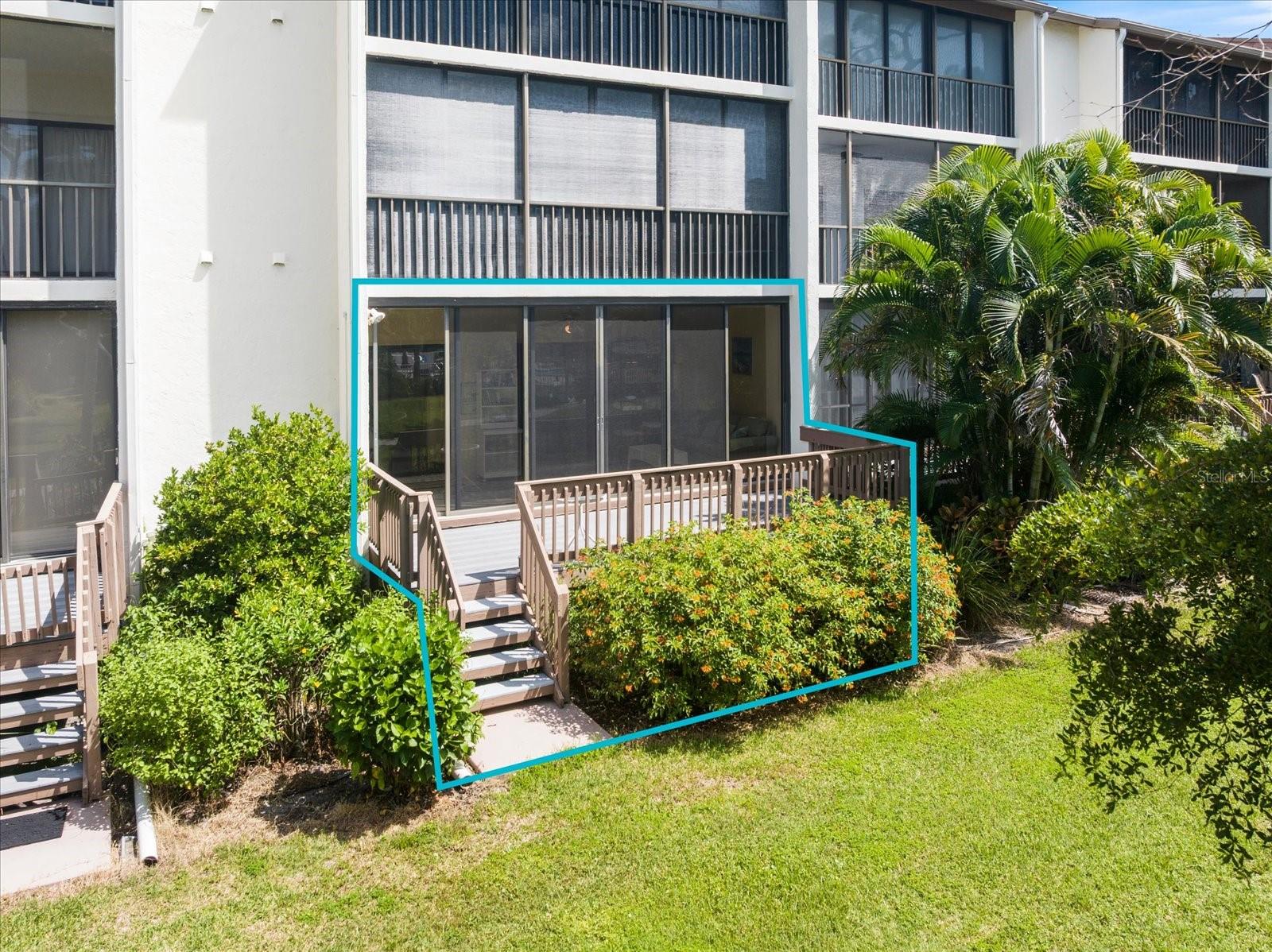 Image 25 of 35 For 832 Bird Bay Way 113