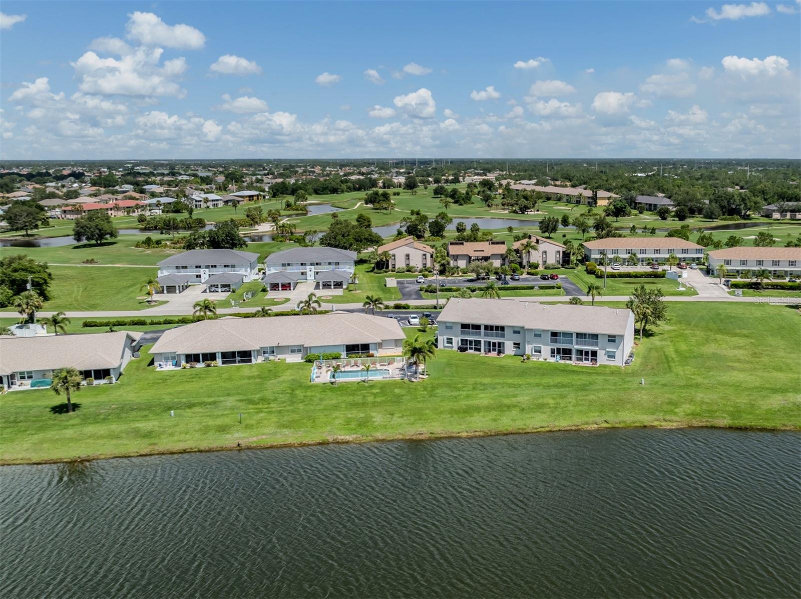 Image 38 of 73 For 26333 Nadir Road 105