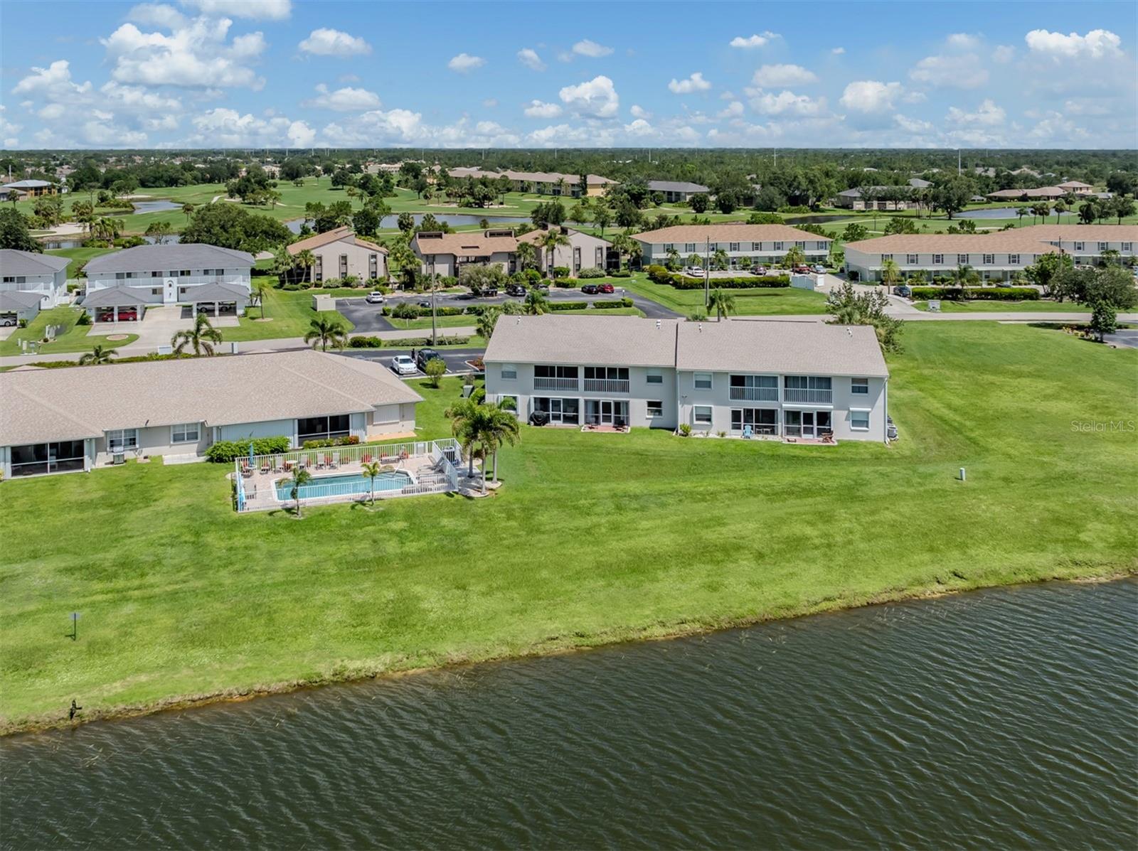Image 39 of 73 For 26333 Nadir Road 105