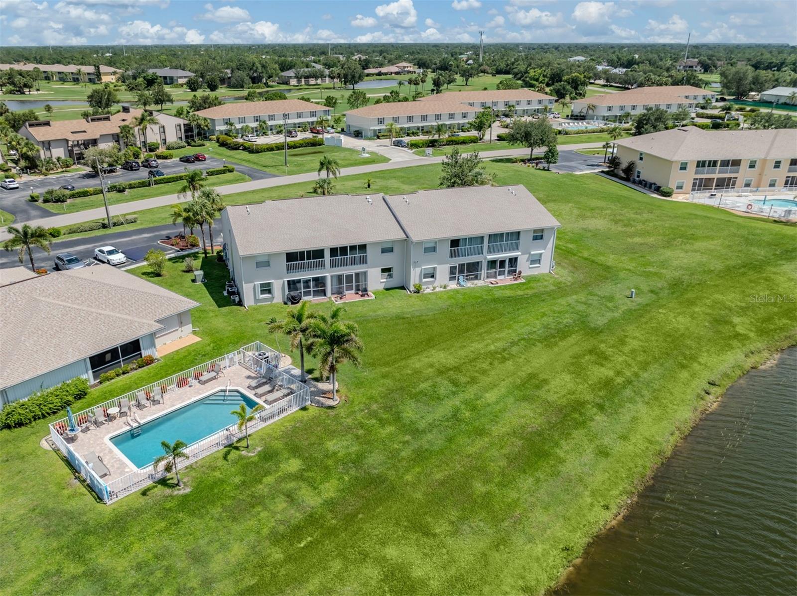 Image 41 of 73 For 26333 Nadir Road 105