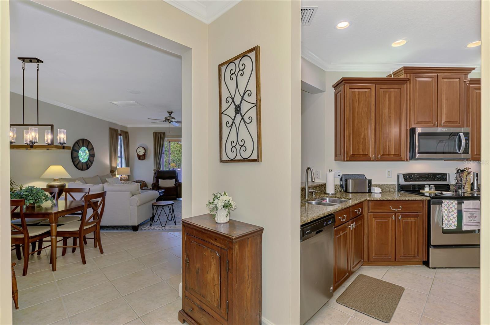 Image 6 of 42 For 1350 Maseno Drive