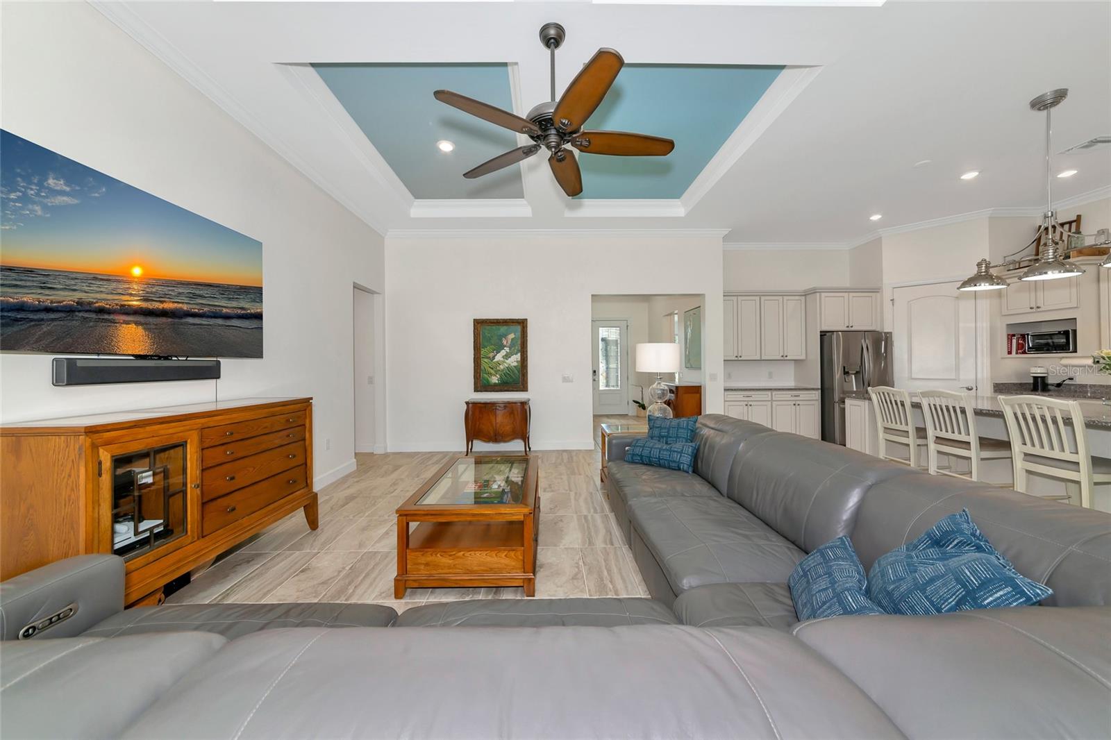 Image 11 of 48 For 7801 Grande Shores Drive