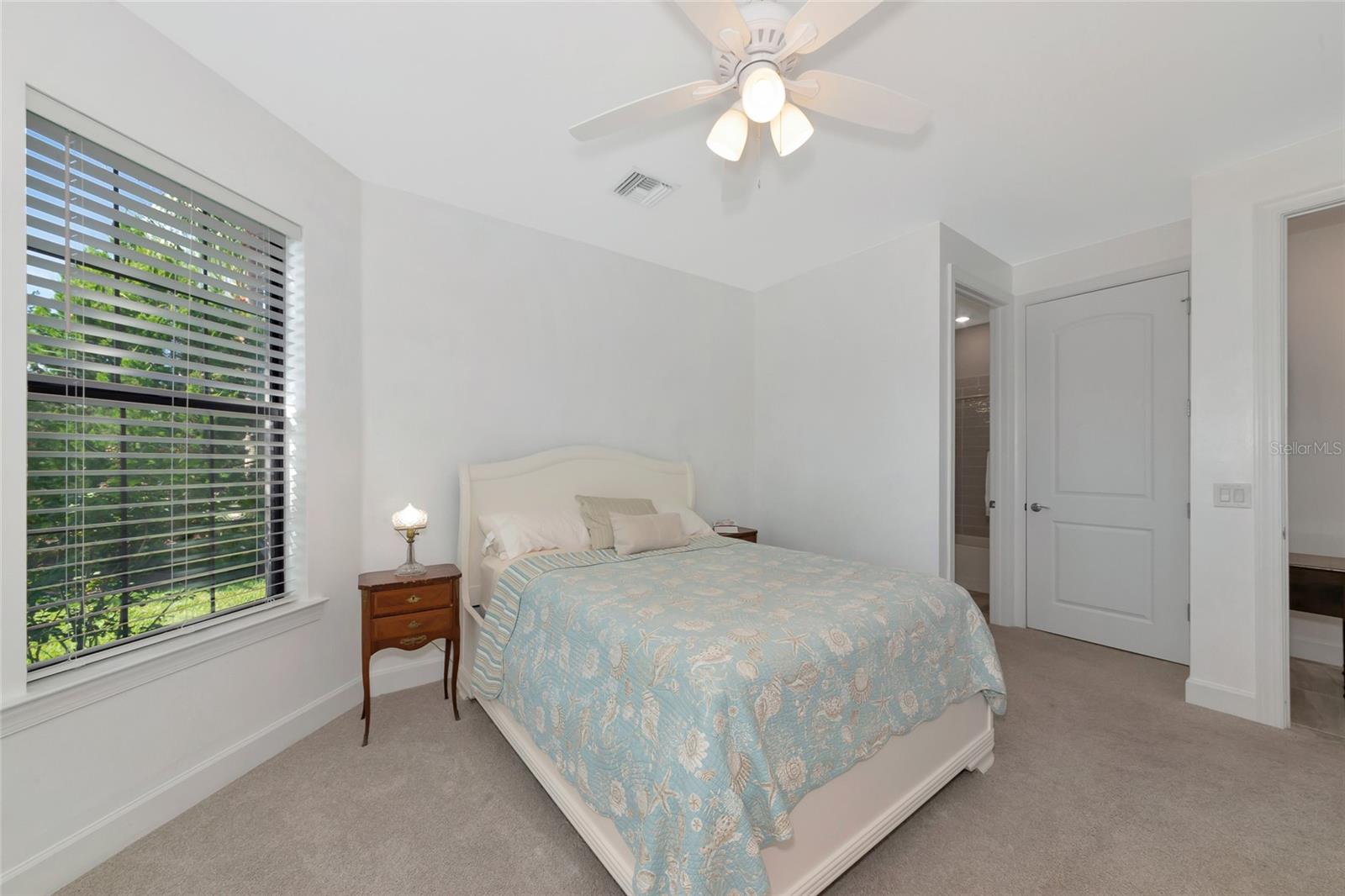 Image 26 of 48 For 7801 Grande Shores Drive