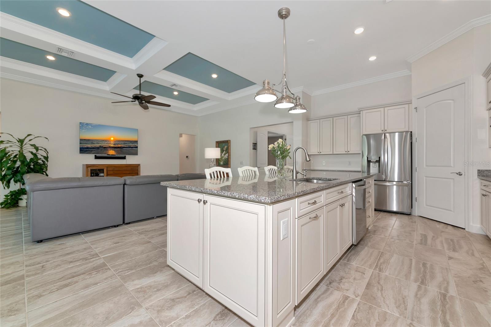 Image 6 of 48 For 7801 Grande Shores Drive
