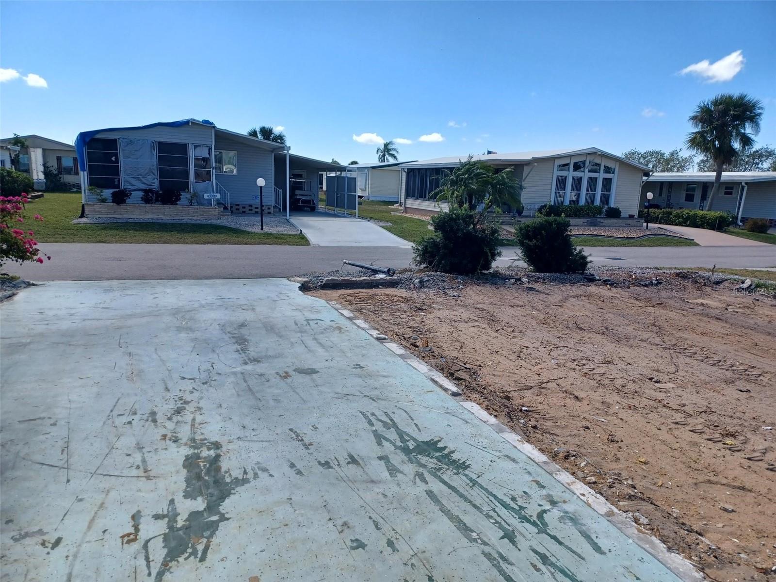 Image 4 of 16 For 213 Lazy River Road