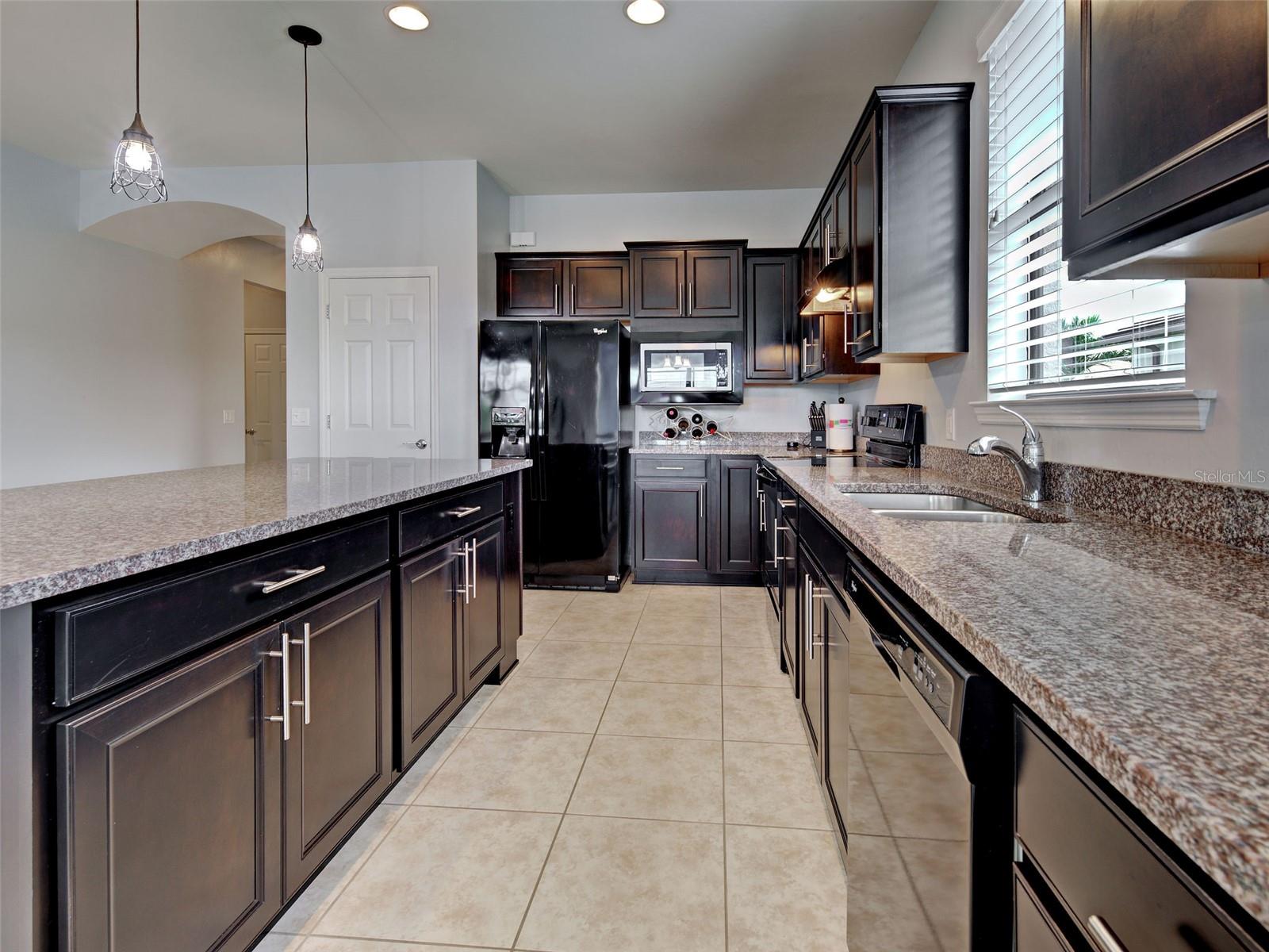 Image 17 of 100 For 13885 Sayda Street