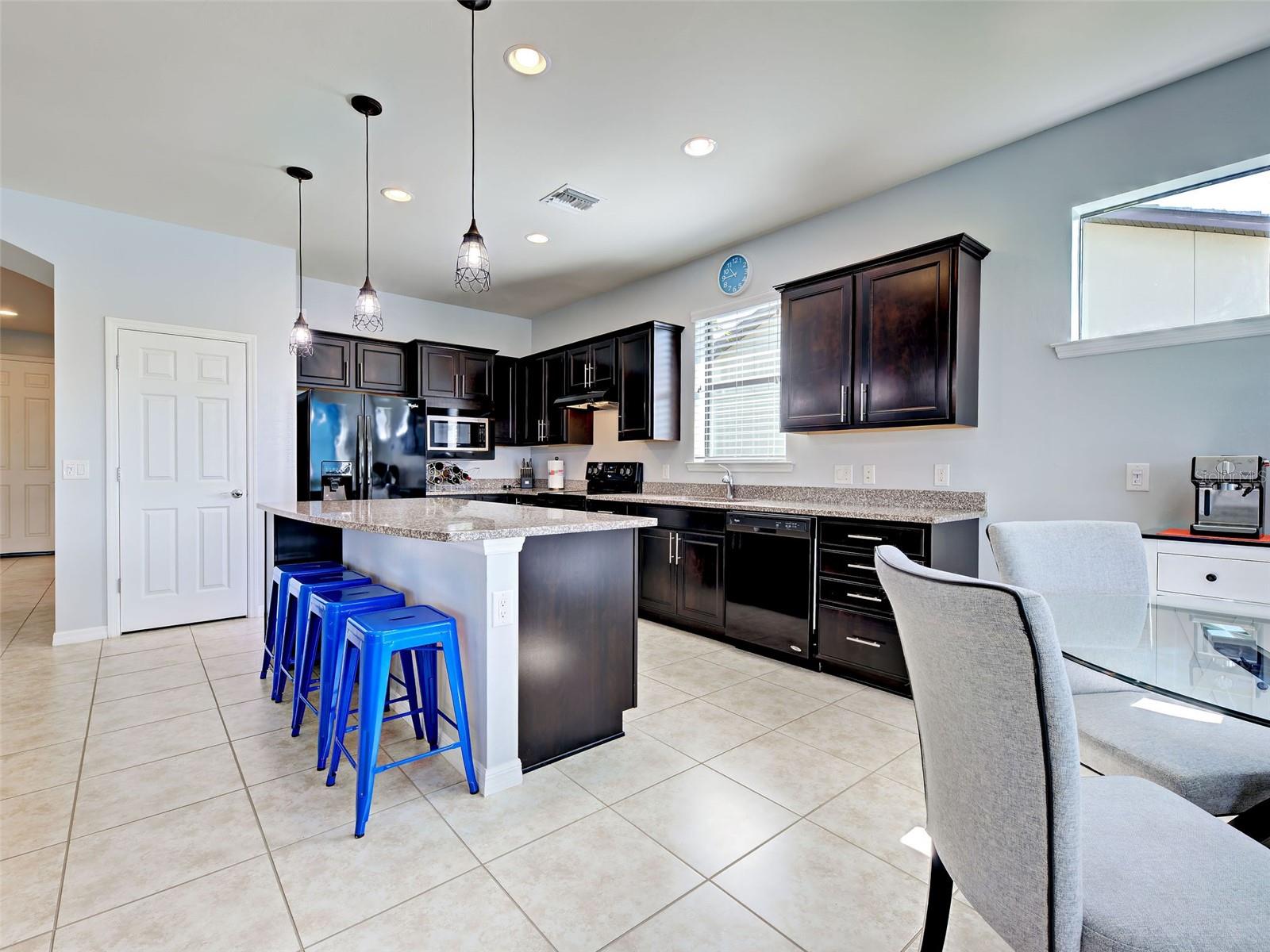 Image 19 of 100 For 13885 Sayda Street