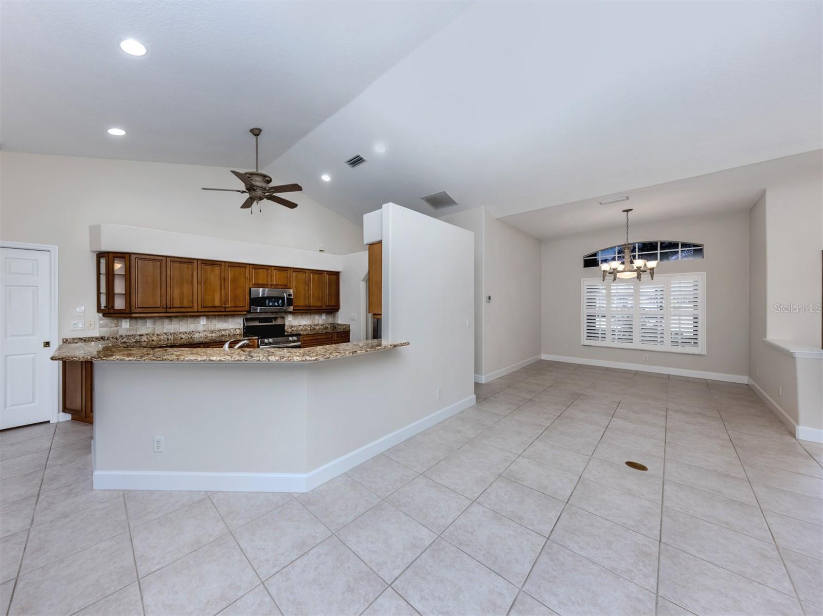 Image 12 of 61 For 208 Greywing Court