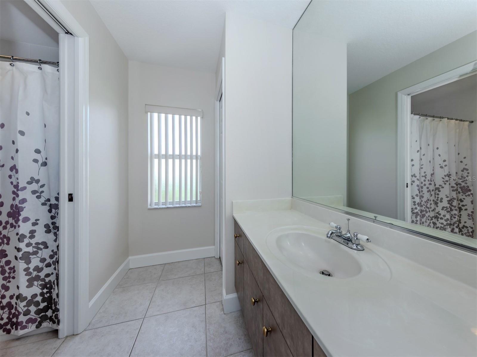 Image 19 of 61 For 208 Greywing Court