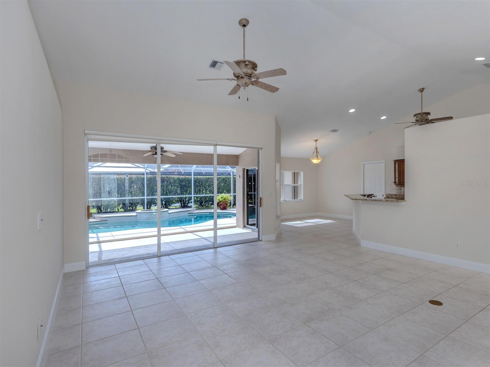 Image 7 of 61 For 208 Greywing Court