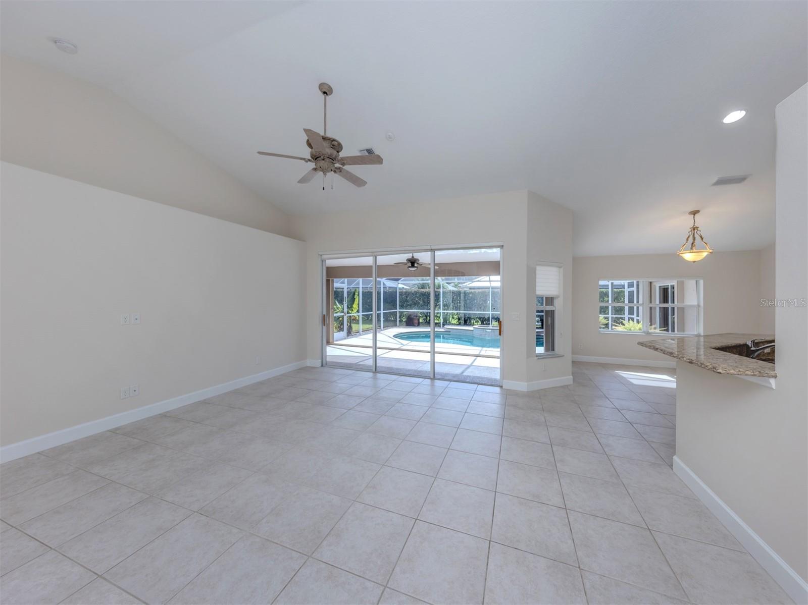 Image 8 of 61 For 208 Greywing Court