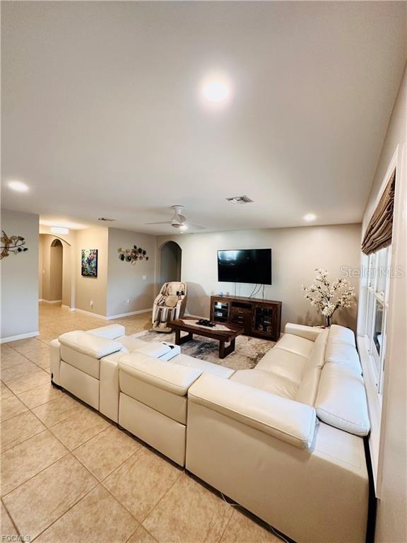 Image 5 of 26 For 7212 Mikasa Drive