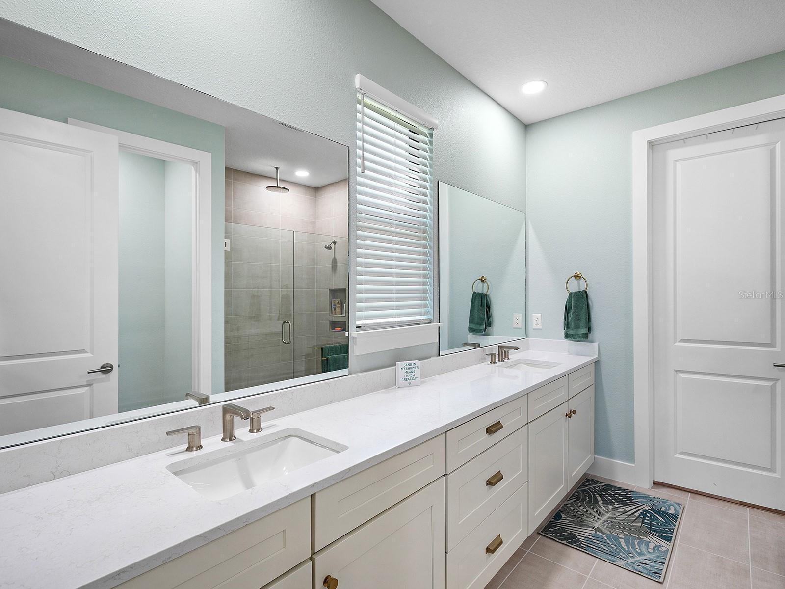 Image 14 of 41 For 18857 Daybreak Drive